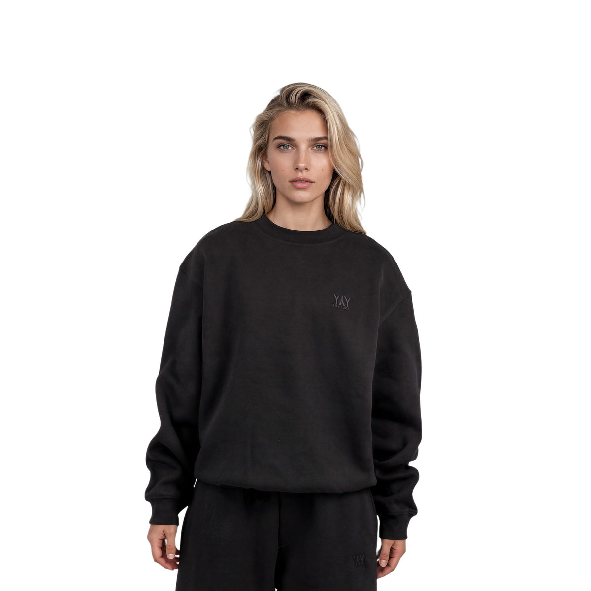 CREW NECK LOOSE FIT BLACK